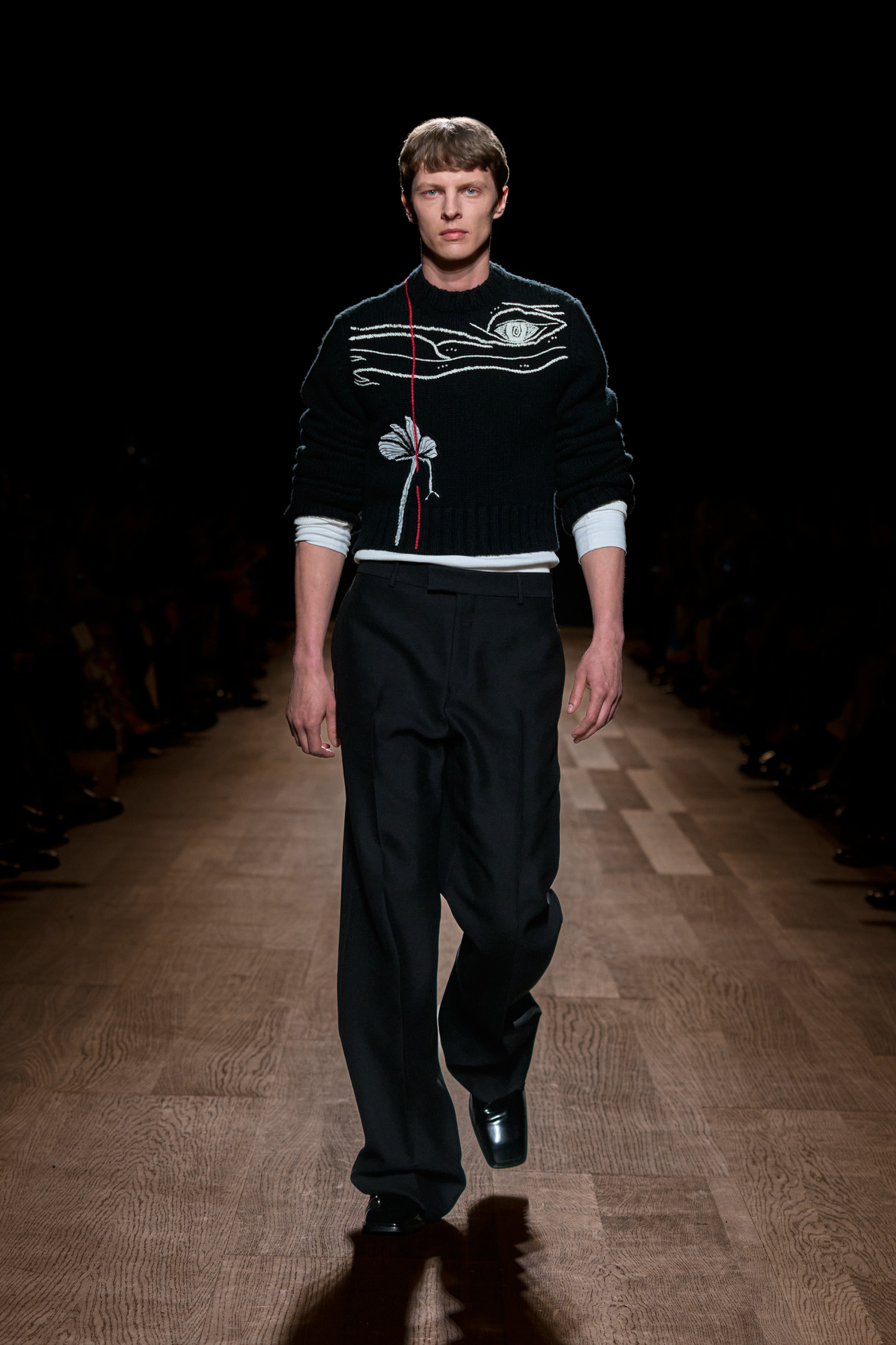 ★Salvatore Ferragamo★新品タグ★刺繍★ニットジャケット ☆Salvatore Ferragamo☆新品タグ☆刺繍☆ニットジャケット 2025年最新